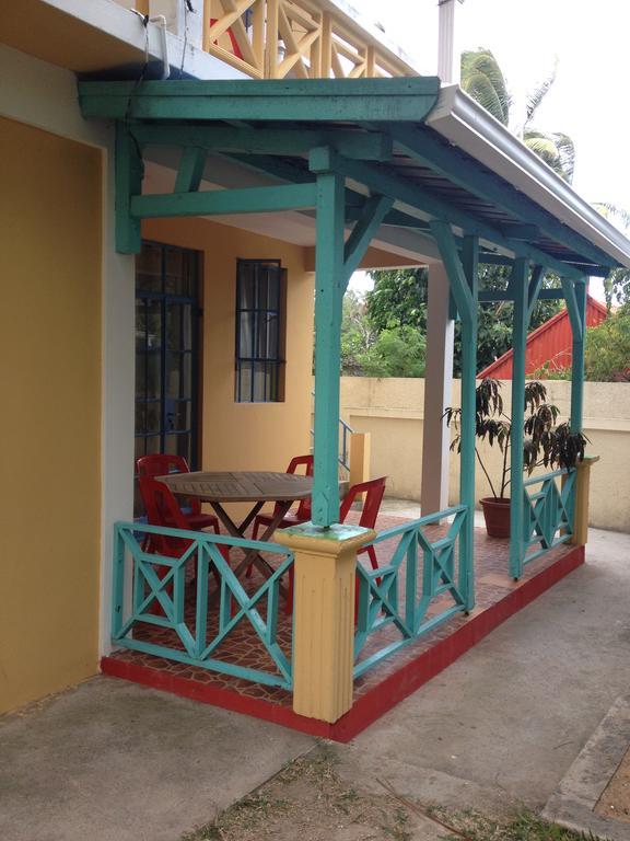 Merlin Guest House Nouvelle Découverte Exterior foto